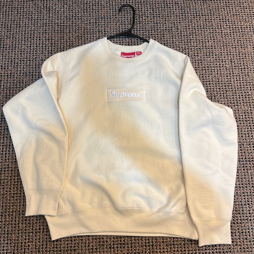 Supreme box logo sweatshirt sweater size small used